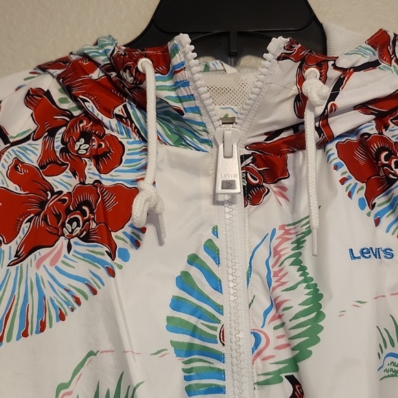 Levi's Women's Red Floral Ski Jacket - Picture 5 of 7